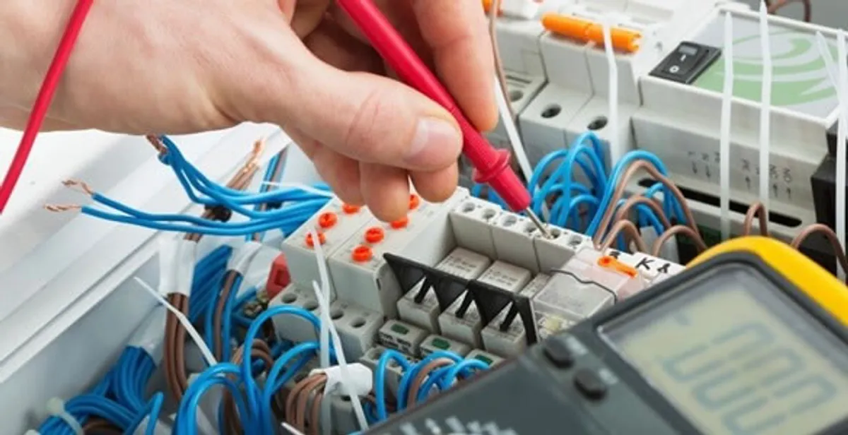 electrical wiring services performing professional electrical system testing in Bakersfield, CA